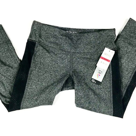 Ideology Knee Length Legging Pant Black NWT